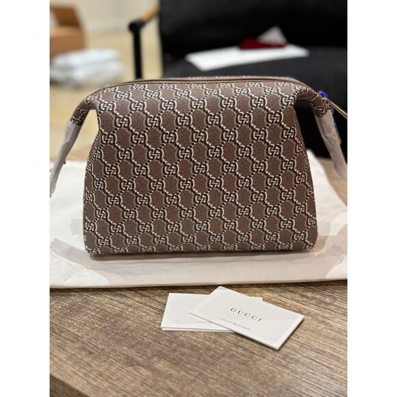 Gucci Taupe GG Canvas Pouch Bag – Brand New with Tags & Dust Bag - Picture 4 of 8